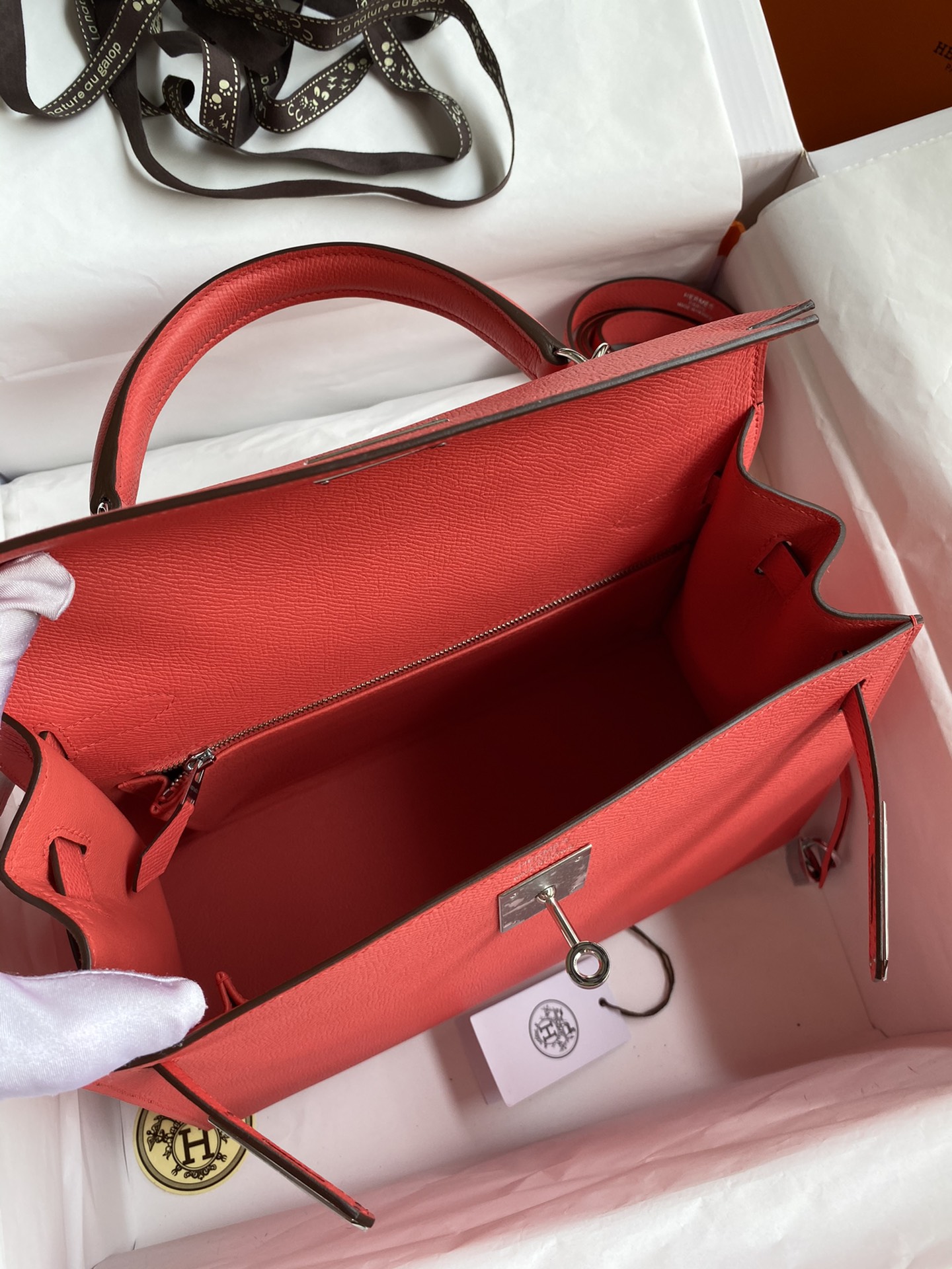 Hermes Kelly 28cm Handbag Shoulder Bag in Pink Red Epsom Leather